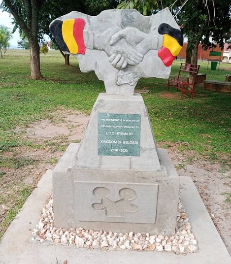 Monument in Memory of the Great Support